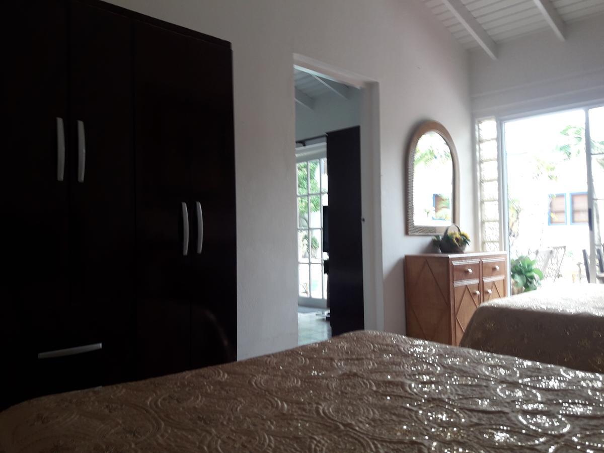 Aruba Harmony Apartments Oranjestad Bagian luar foto